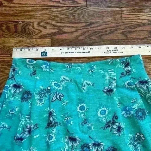 Ann Taylor Tailored High Waist Floral Print Pleated Dress Shorts Size 8 Green - Picture 9 of 11